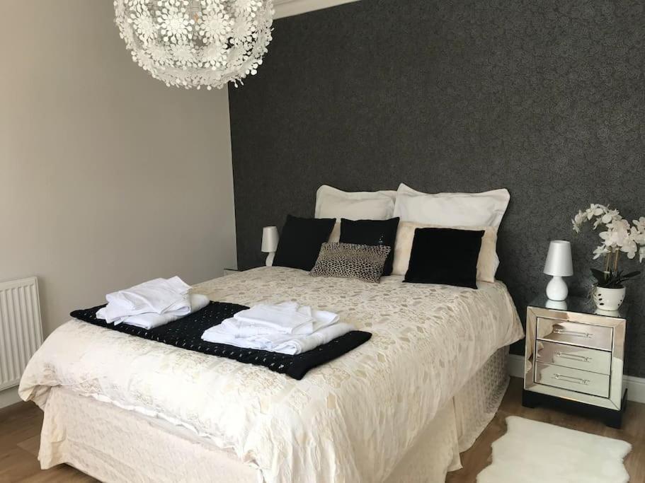 Clovelly Nazeing Екстериор снимка